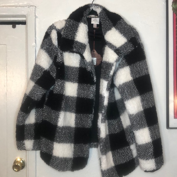 knox rose black and white jacket